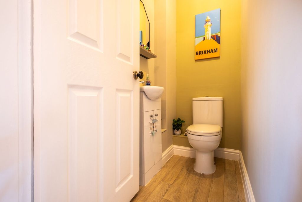 Additional image 16 of 5 bed detached house for saleVale Close, Lichfield WS13