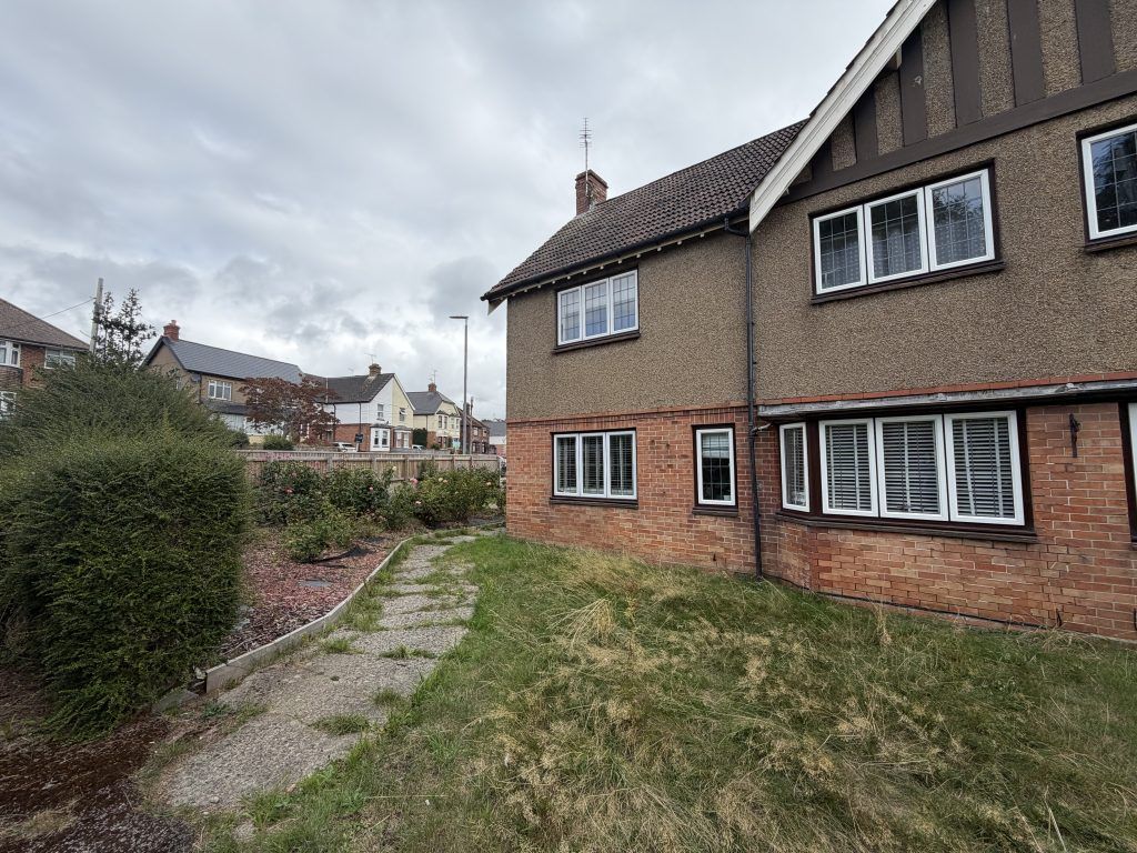 Property photo 1 of 13