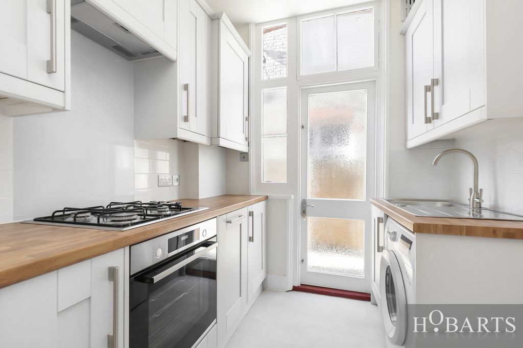 Property photo 3 of 18 Gallery