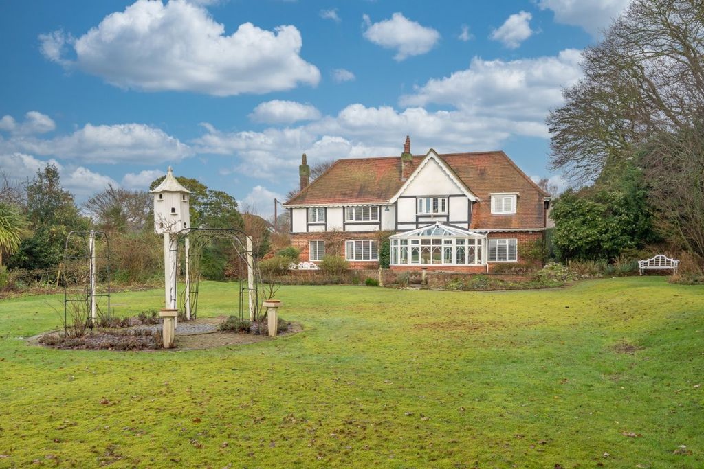 Property photo 1 of 35