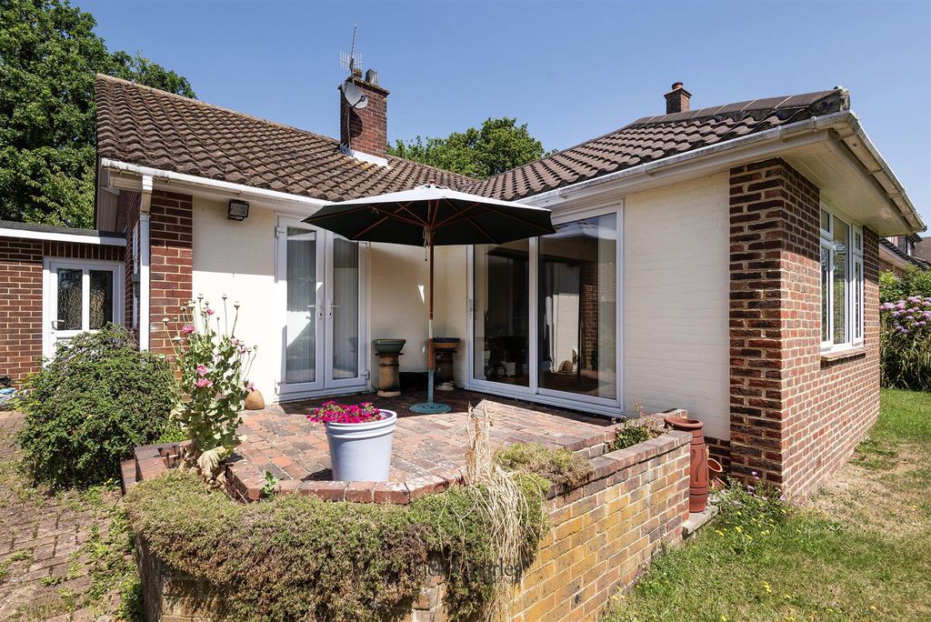 Property photo 1 of 20