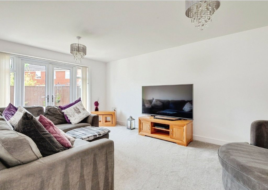 Property photo 3 of 29 Picture No. 46
