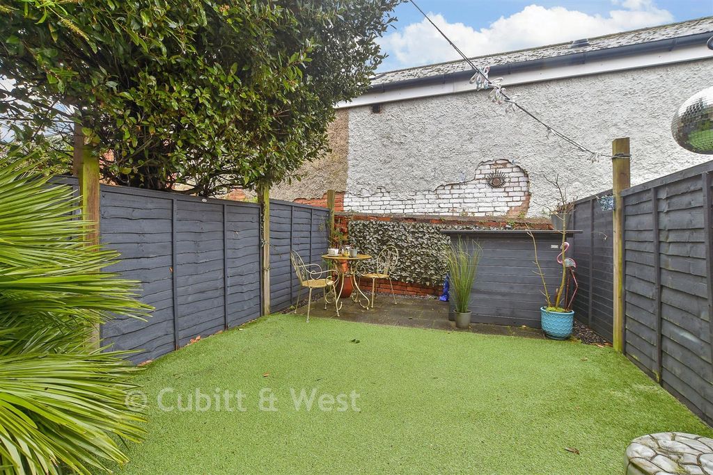 Property photo 1 of 8 Rear Garden