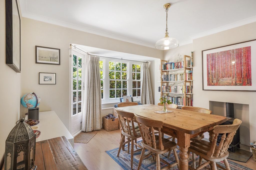 Property photo 3 of 20 5220993