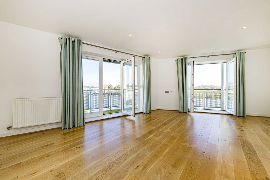 Property photo 2 of 5