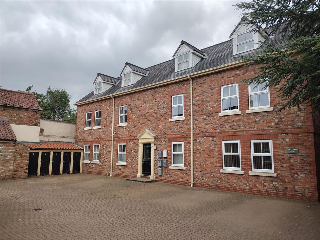 Property photo 1 of 13 Dairy Farm Court.Jpg