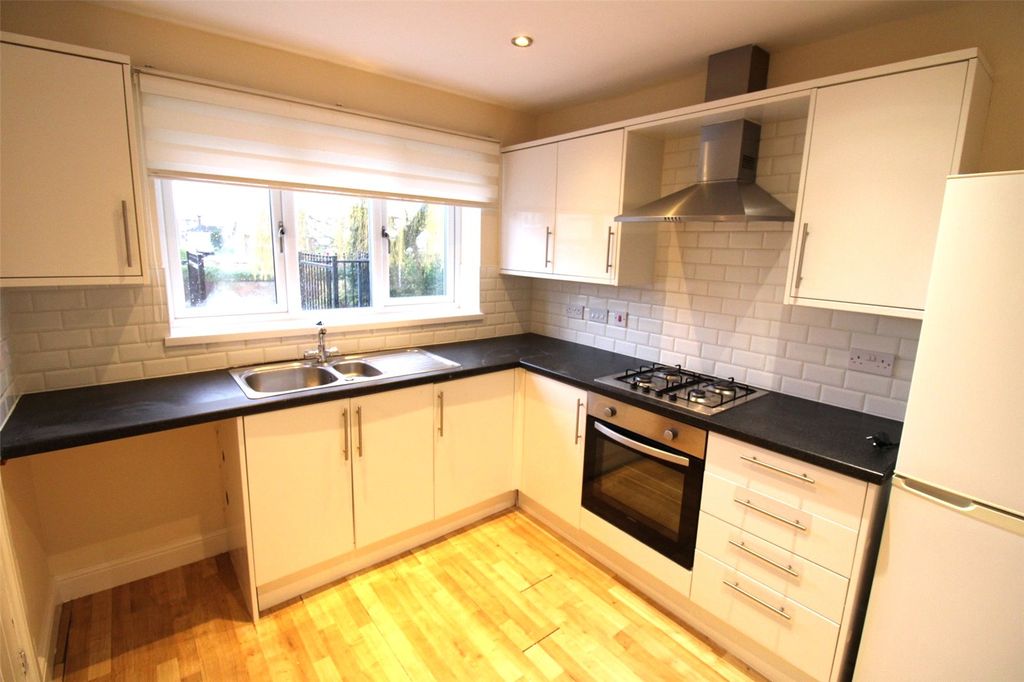 Property photo 3 of 11 Picture No. 10