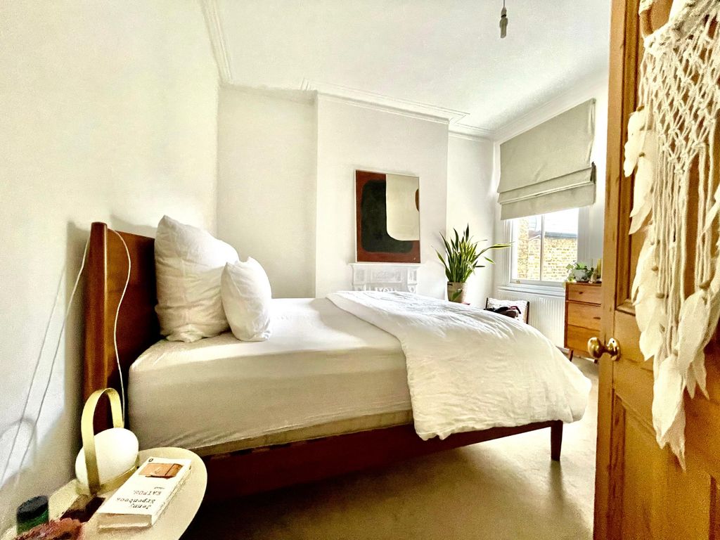 Property photo 2 of 19 Photo 11