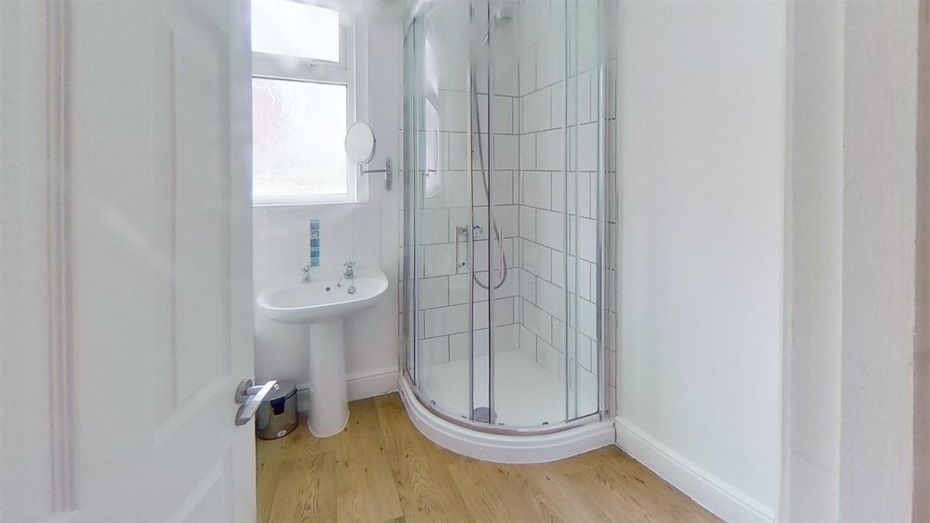 Property photo 2 of 6 Havelock Road (2) Photo 1