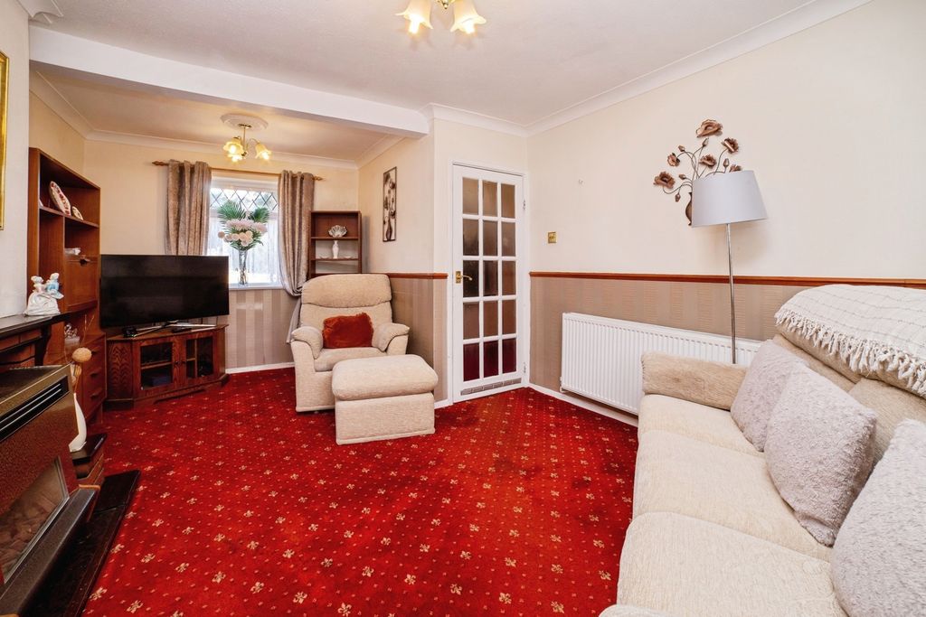 Property photo 3 of 19 Pbox-Img.Jpg