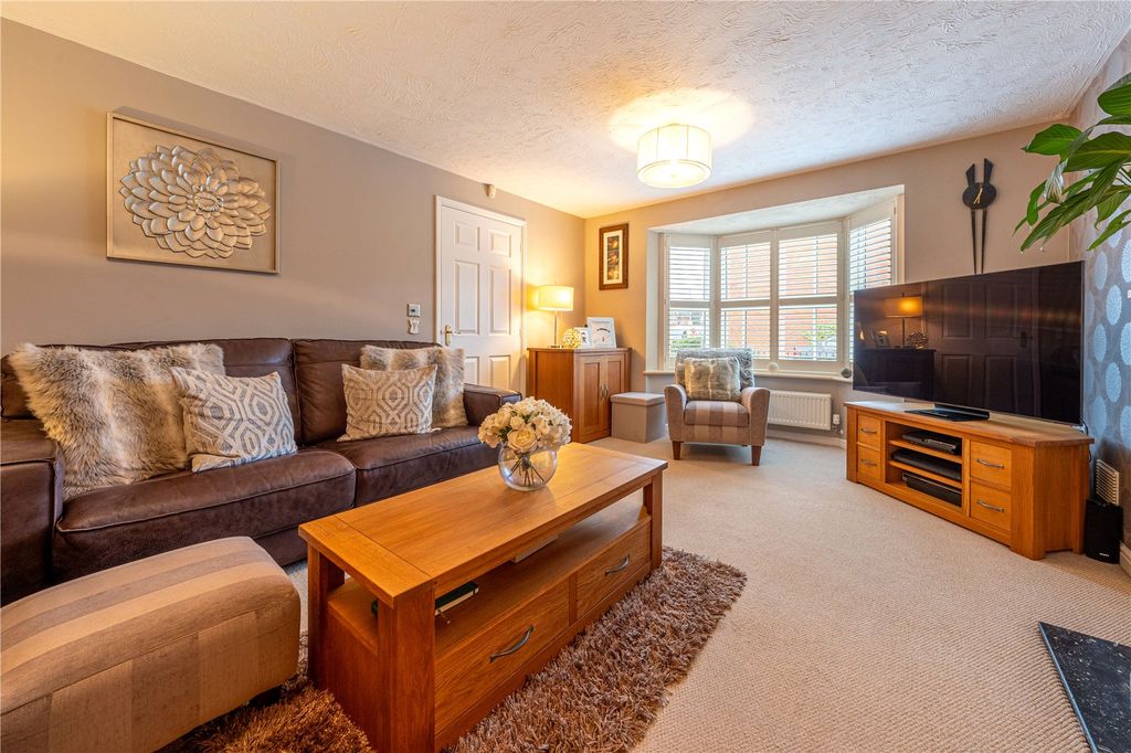 Property photo 3 of 33 Picture No. 32
