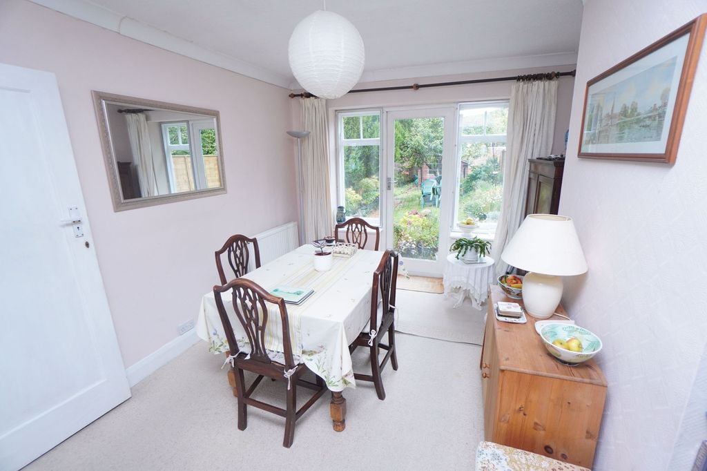 Property photo 3 of 10 Photo 3