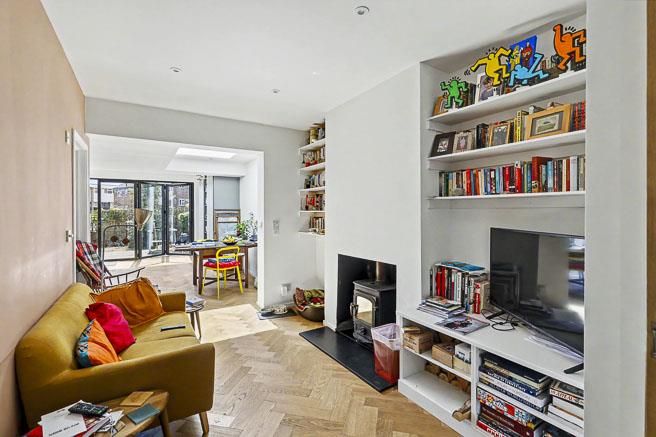 Property photo 3 of 38 York Terrace_9.Jpg
