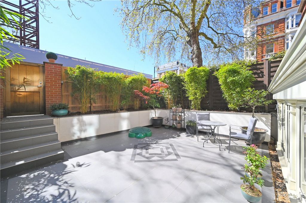 Property photo 1 of 17 Patio