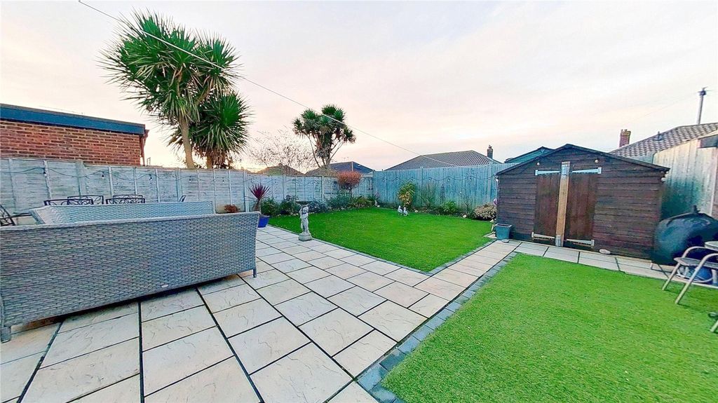 Property photo 2 of 14 Picture No. 10