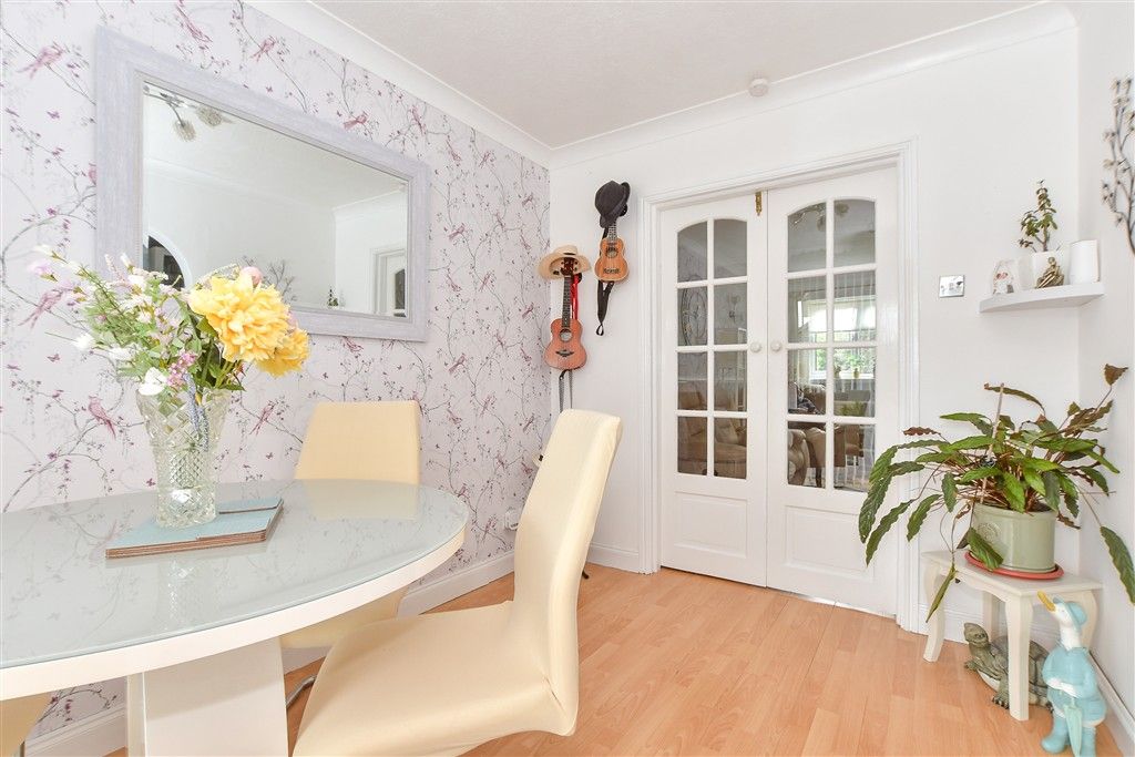 Property photo 1 of 14 Dining Room