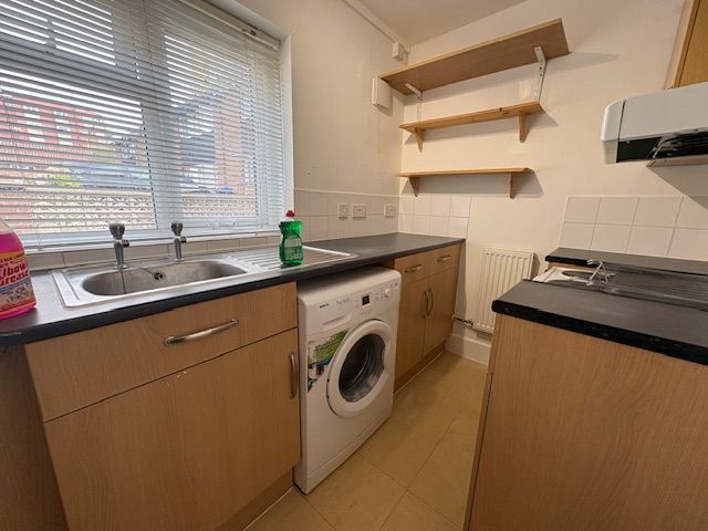Property photo 2 of 11 Image