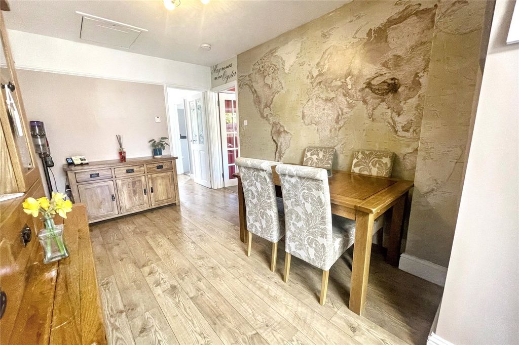 Property photo 3 of 21 Picture No. 04