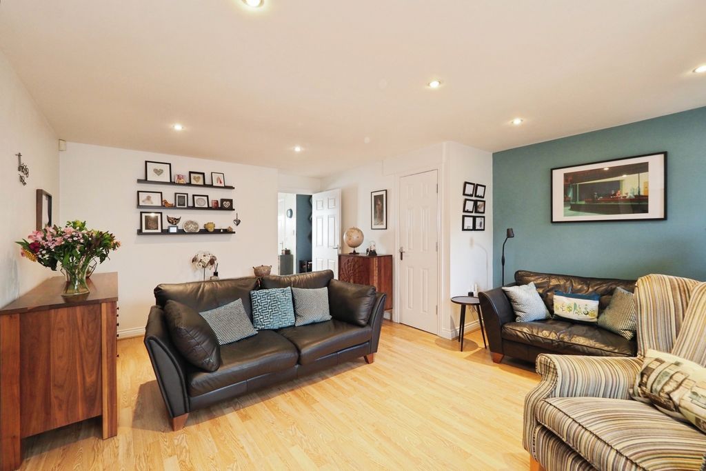 Property photo 2 of 20 B1E4307d178E9Bf1389Eeee0E9Bbe83c7895B30B.Jpeg