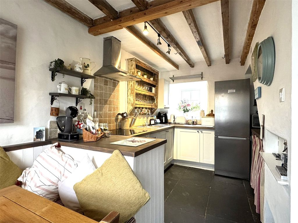 Property photo 2 of 16 Picture No. 05