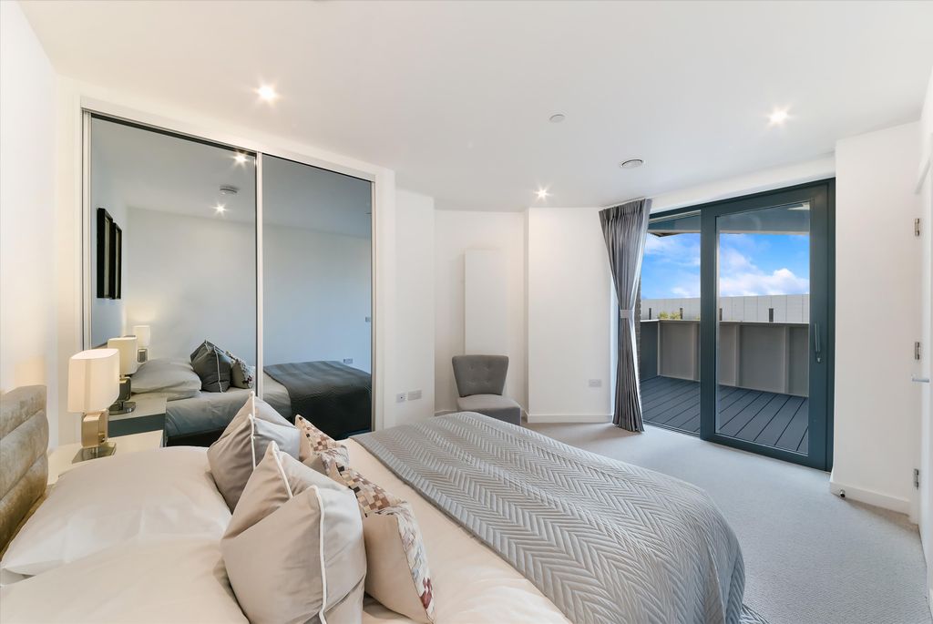 Property photo 2 of 8 Image