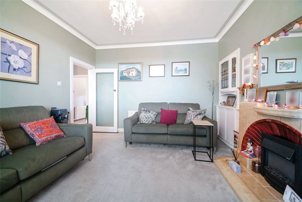Property photo 3 of 21 Picture No. 06