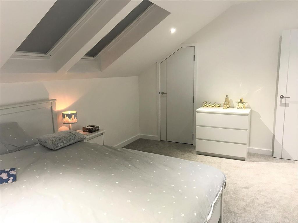 Property photo 3 of 3