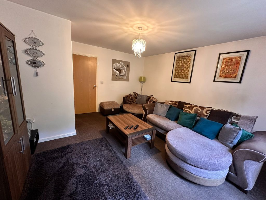 Property photo 3 of 11