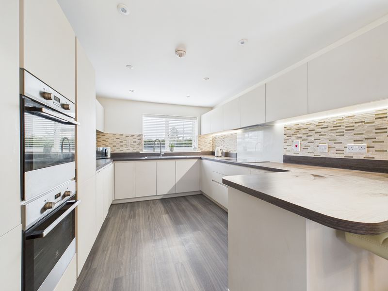 Property photo 2 of 22 Photo 6