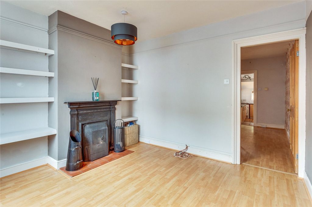 Property photo 3 of 11 Picture No. 22
