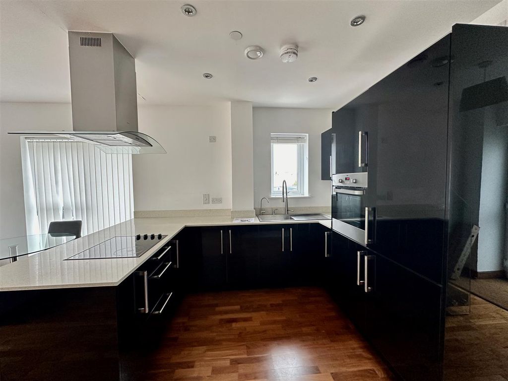 Property photo 3 of 12 Img_0108.Jpeg