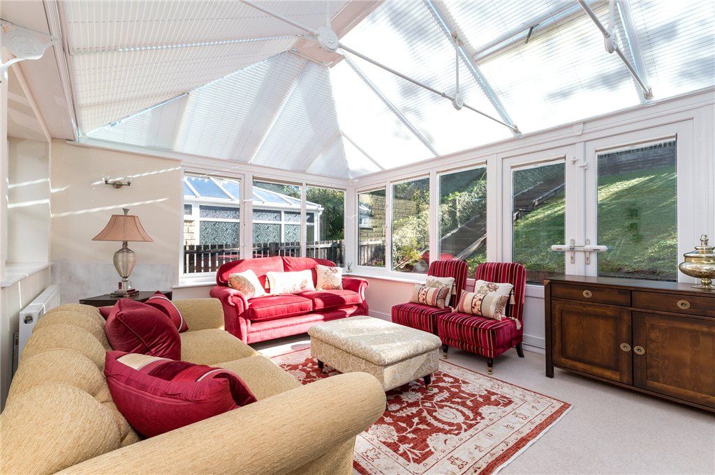 Property photo 3 of 30 Conservatory