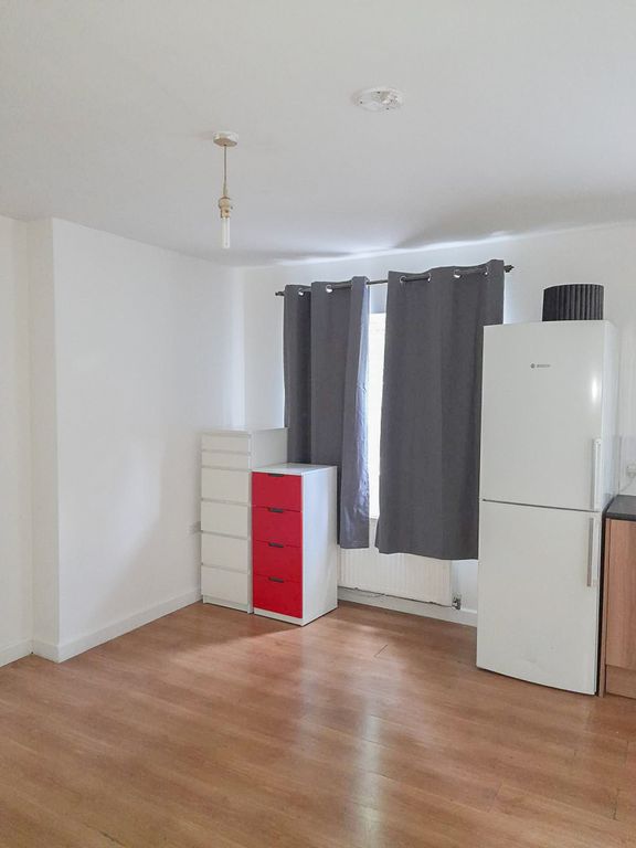 Property photo 1 of 4 Na