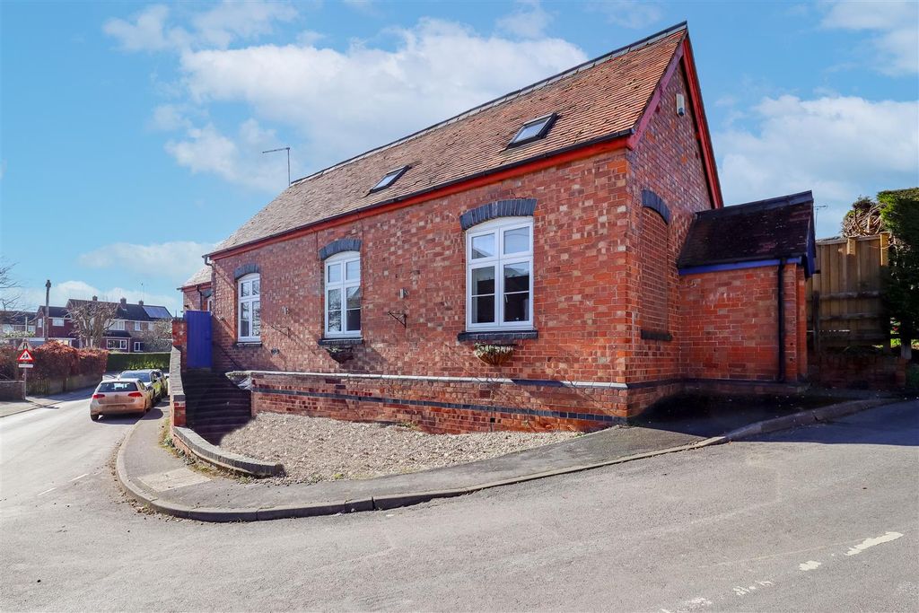 Property photo 1 of 22