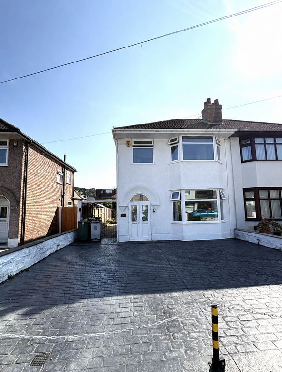 Property photo 1 of 14