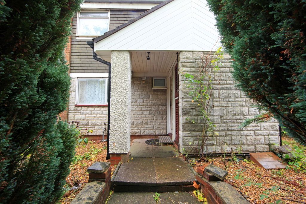 Property photo 2 of 16 Photo 2