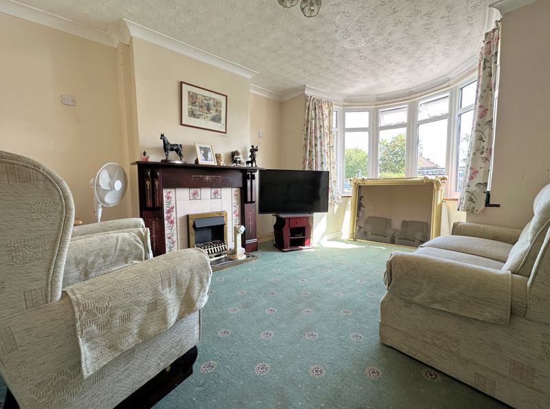 Property photo 2 of 20 Sitting Room