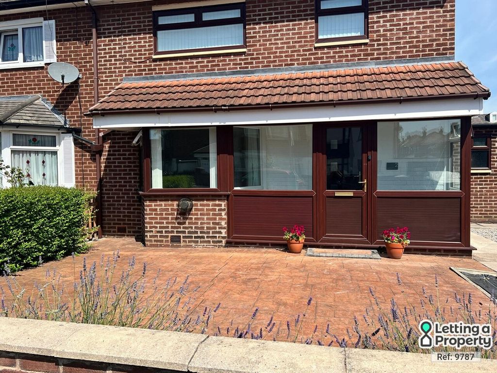 Property photo 1 of 32