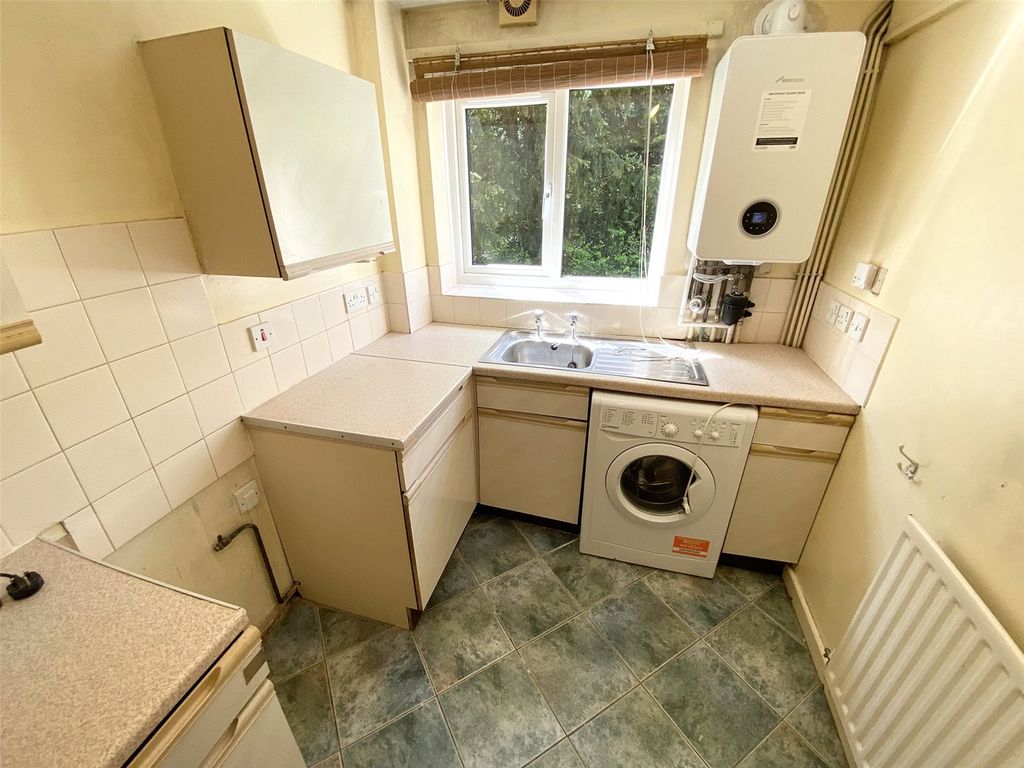 Property photo 2 of 8 Picture No. 24