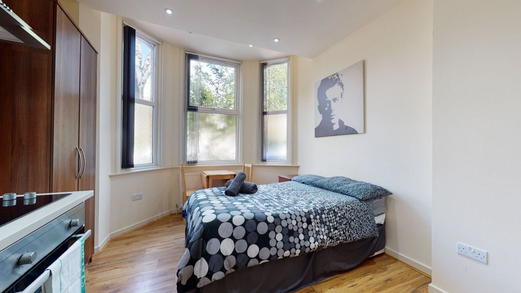 Property photo 3 of 7
