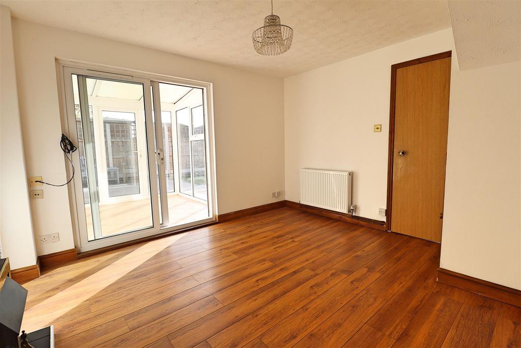 Property photo 2 of 13 Img_1259.Jpg