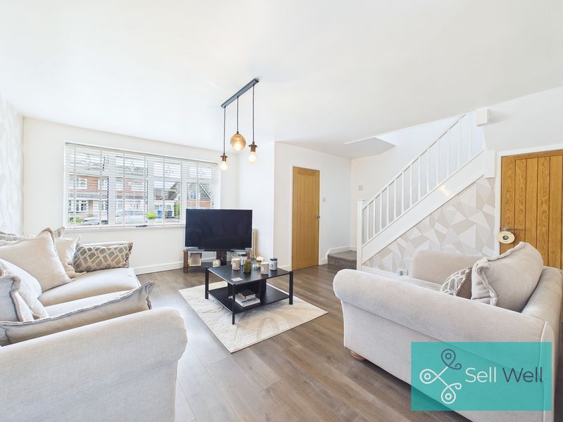 Property photo 2 of 21 Lounge