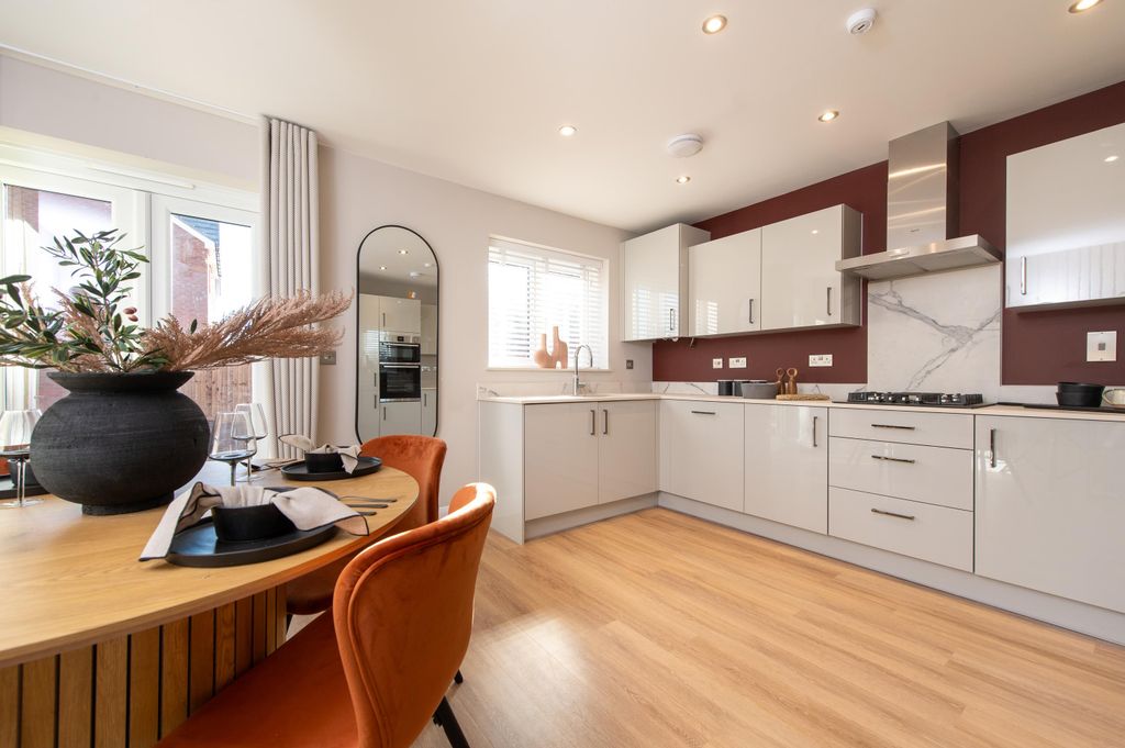 Property photo 2 of 15 Image