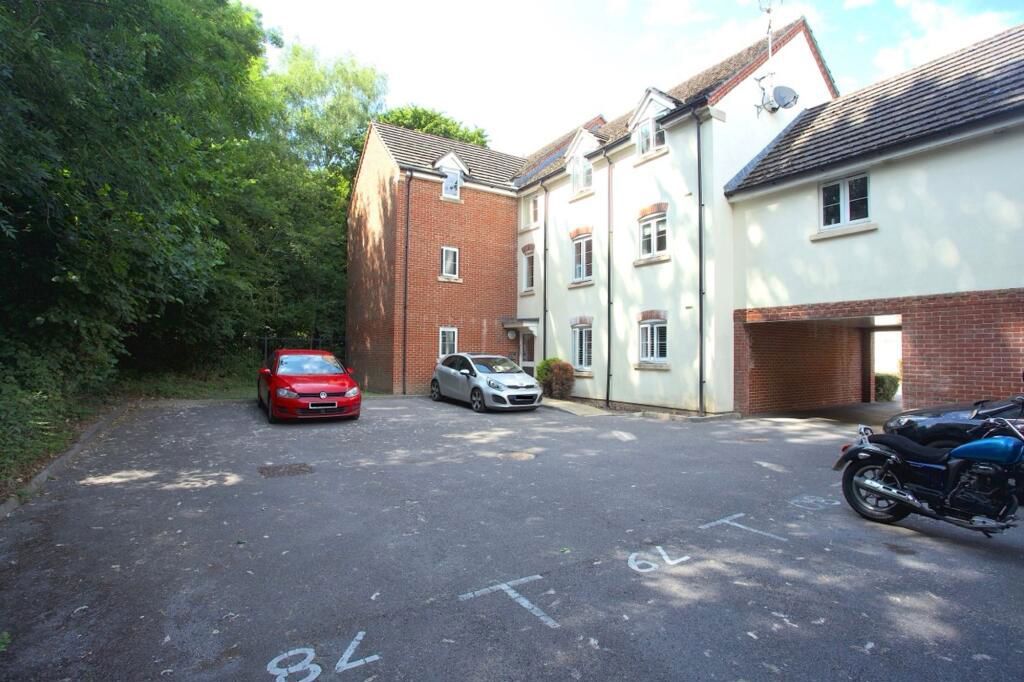 Property photo 1 of 14