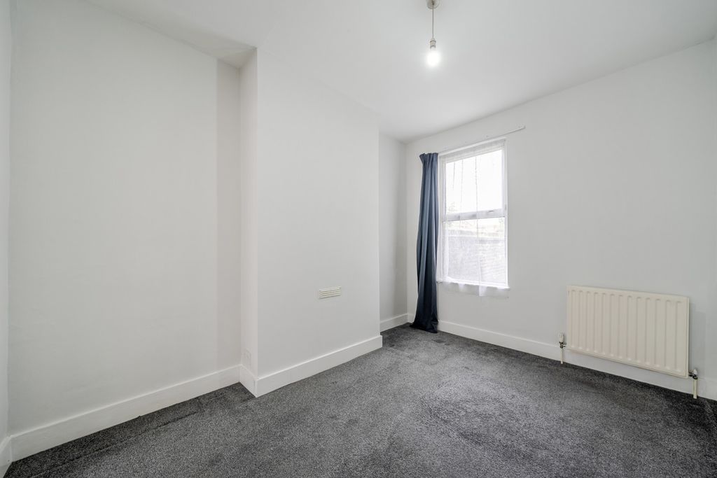 Property photo 3 of 20 Reception Room