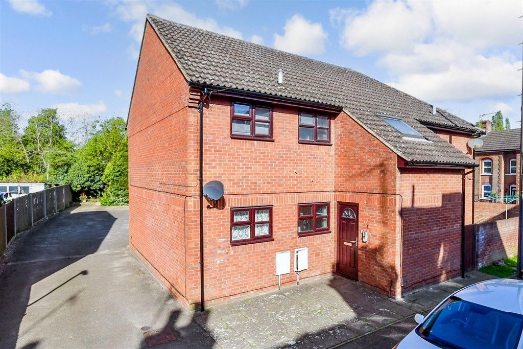 Property photo 1 of 12 External (Web)