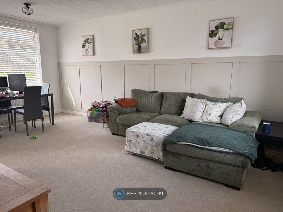 Property photo 3 of 14