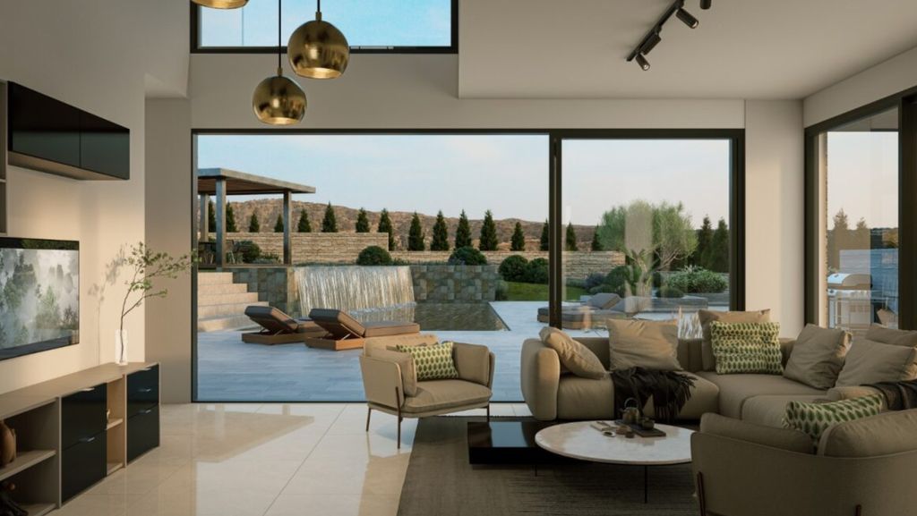 Property photo 2 of 13