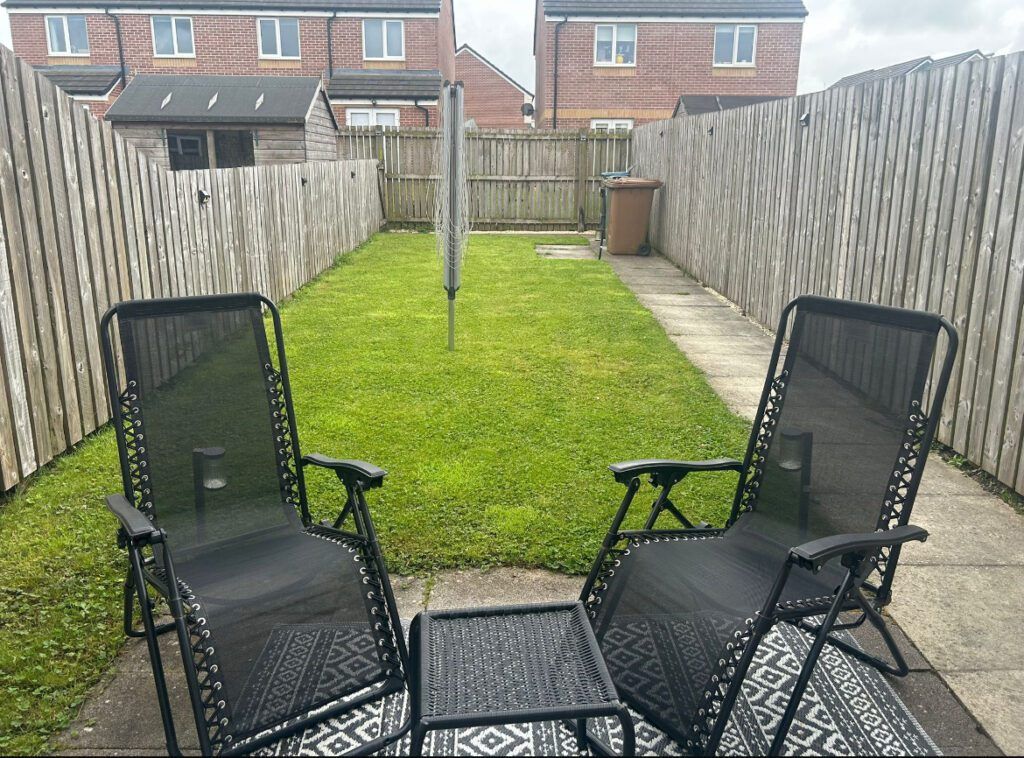 Property photo 2 of 23