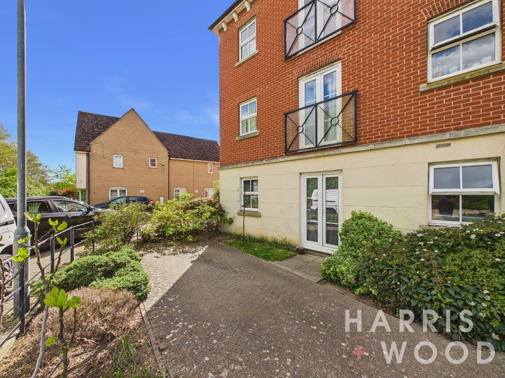 Property photo 1 of 14 5047800